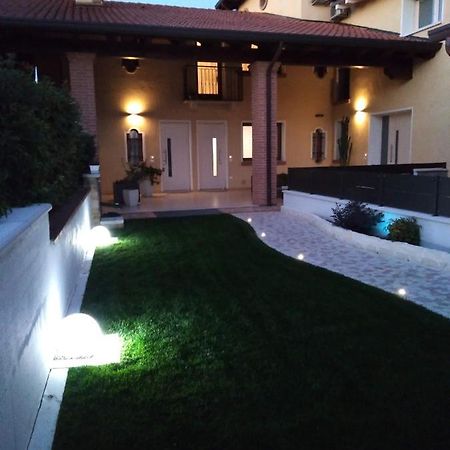 Sotto Il Portico Home Tezze sul Brenta ภายนอก รูปภาพ