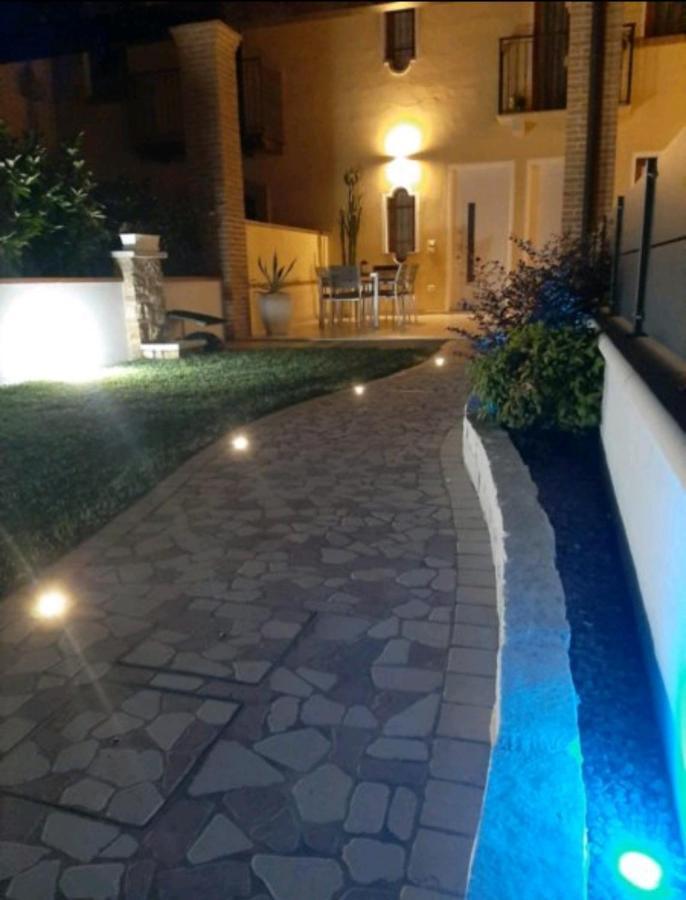 Sotto Il Portico Home Tezze sul Brenta ภายนอก รูปภาพ